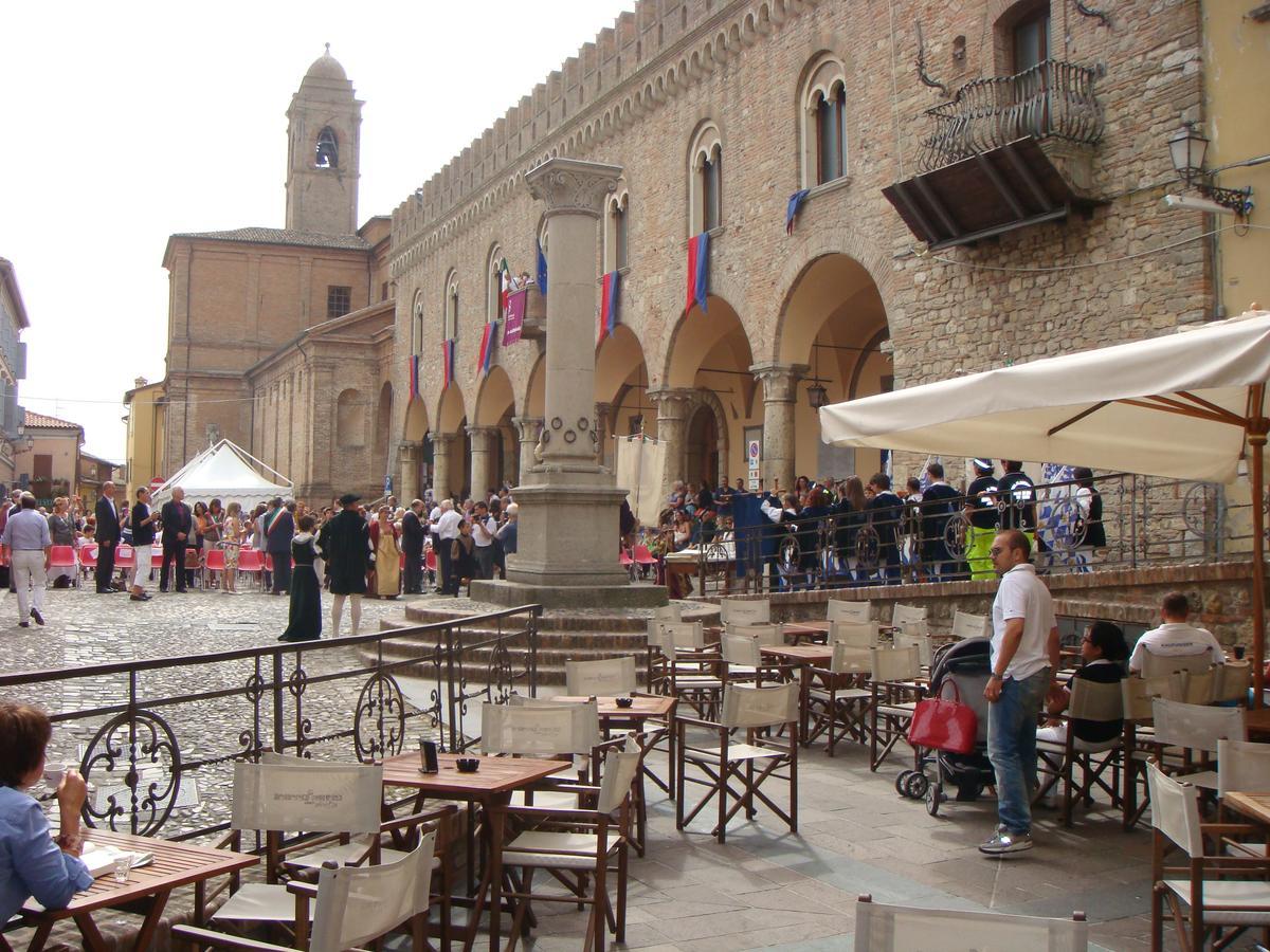 Albergo Colonna Bertinoro Ngoại thất bức ảnh